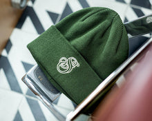 Load image into Gallery viewer, Suavecita Esse Beanie - Green
