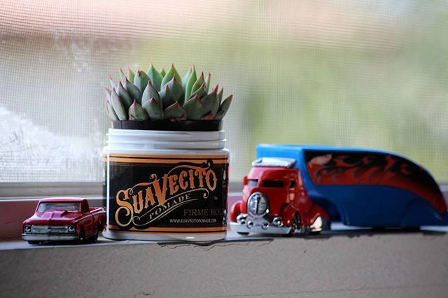 Tijuana Panthers wear Suavecito, recycle your cans easily with this tip and Tim Hendricks' charity sketchbook