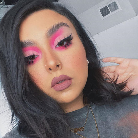 @crissy.vela wearing Amulet Lipgrip