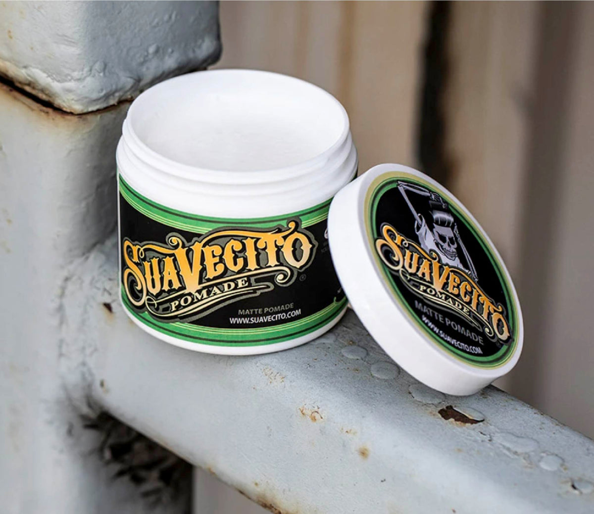 Open Matte Pomade container
