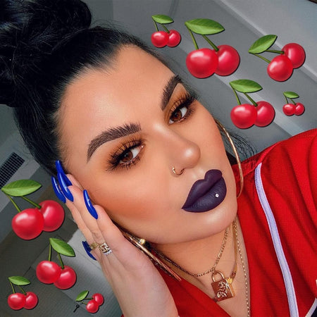 @ourfazinali wearing Reina Lipgrip