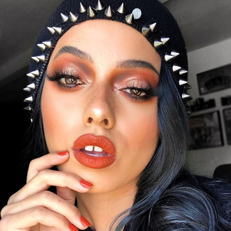 @yadeemua wearing Foxy Lipgrip
